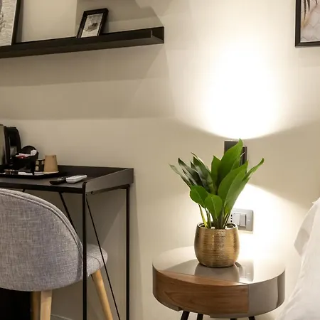 Suites 44 Via Cicerone - Vatican & Castel Sant'Angelo 4* Рим