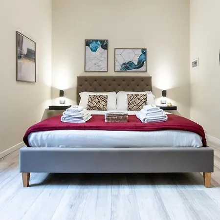 Гостевой дом Suites 44 Via Cicerone - Vatican & Castel Sant'Angelo Рим