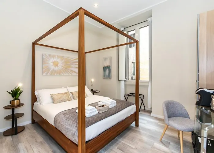 44 - Close To Vaticano, San Pietro, Castel Sant'angelo Рим