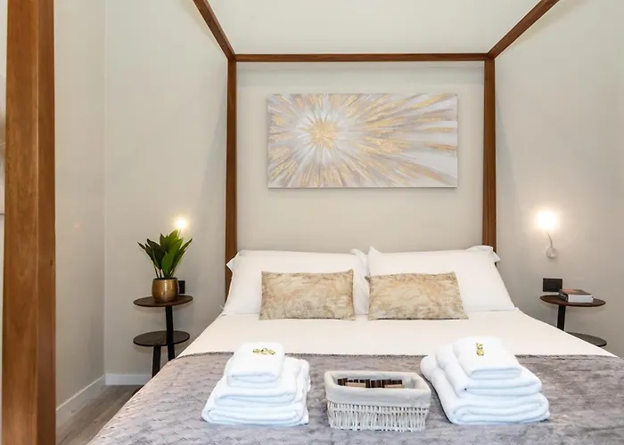 44 - Close To Vaticano, San Pietro, Castel Sant'angelo Рим