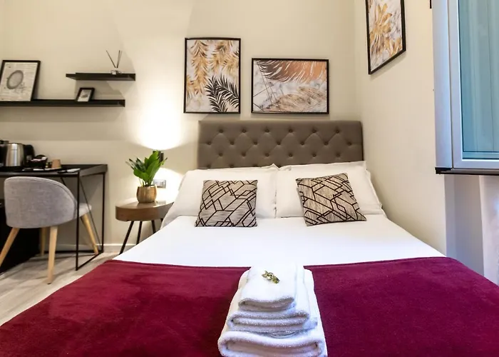 Гостевой дом 44 - Close To Vaticano, San Pietro, Castel Sant'angelo 4*