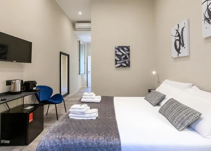 44 - Close To Vaticano, San Pietro, Castel Sant'angelo