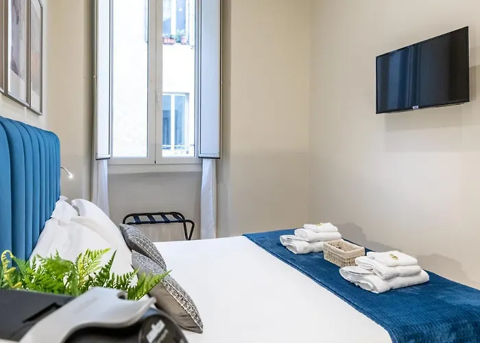 44 - Close To Vaticano, San Pietro, Castel Sant'angelo